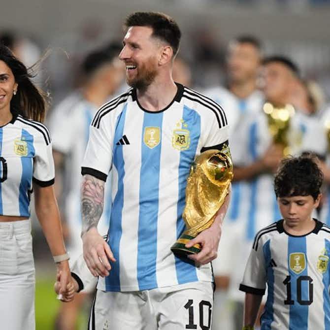Pratinjau gambar untuk Lionel Messi Pernah Tinggalkan Timnas Argentina: Terserah Dia, Toh Sekarang Sudah Dibayar Lunas!