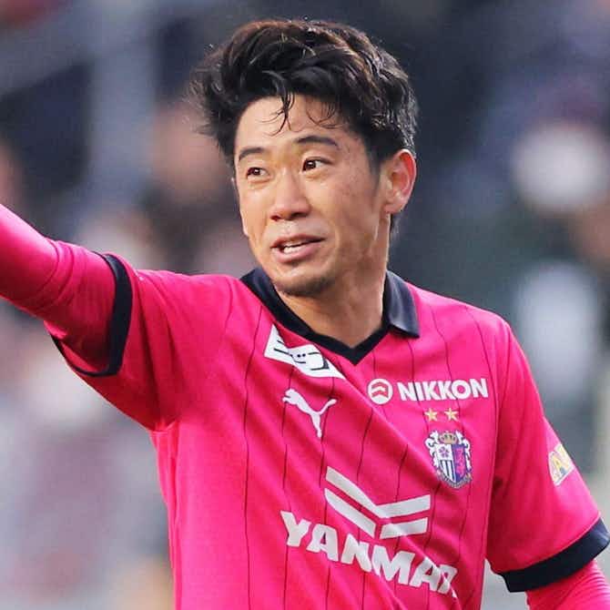 Preview image for Remember Shinji Kagawa? He’s back, scoring absolute blooters against PSG