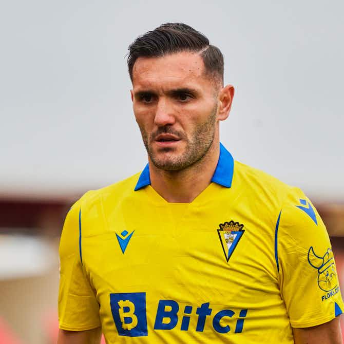 Preview image for Lucas Perez pays part of own transfer fee to re-sign for Deportivo La Coruna