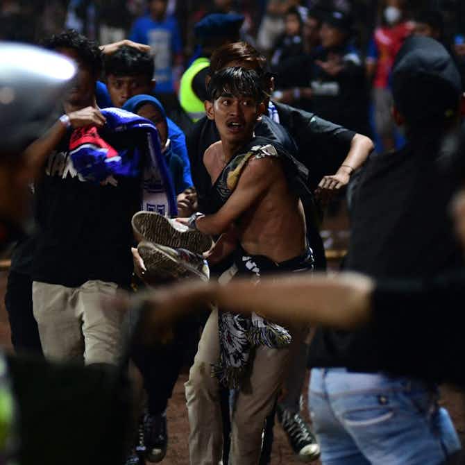 Vorschaubild für Stadion-Tragödie in Indonesien: Offenbar mindestens 170 Tote