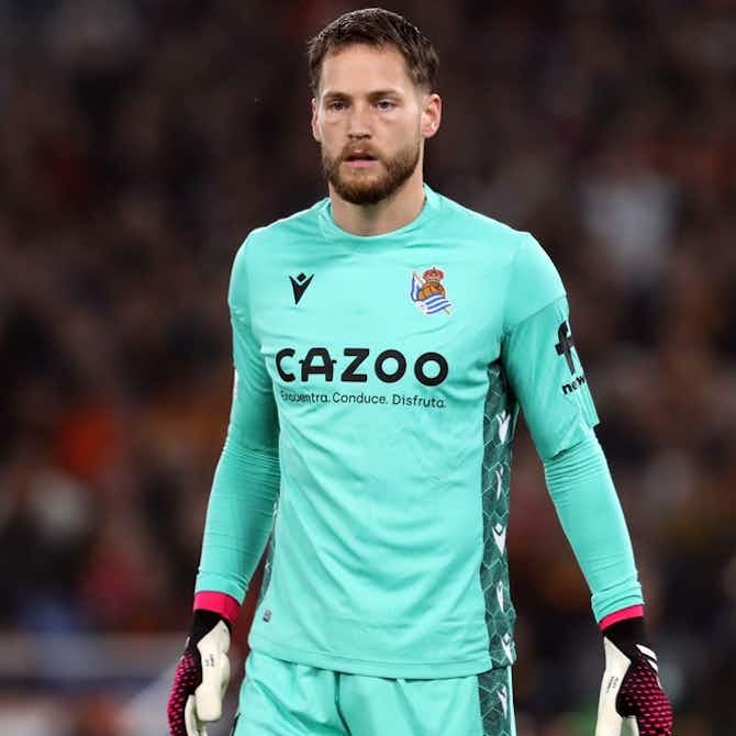 Preview image for Chelsea join Manchester United in race to sign leading La Liga goalkeeper
