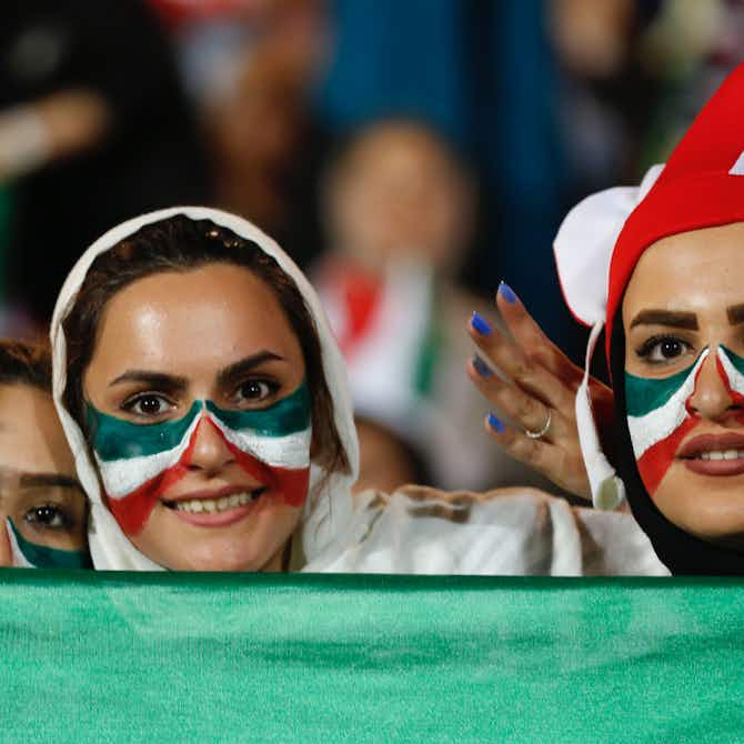 Imagem de visualização para Irã volta a ter mulheres em estádio após 40 anos e morte de ativista