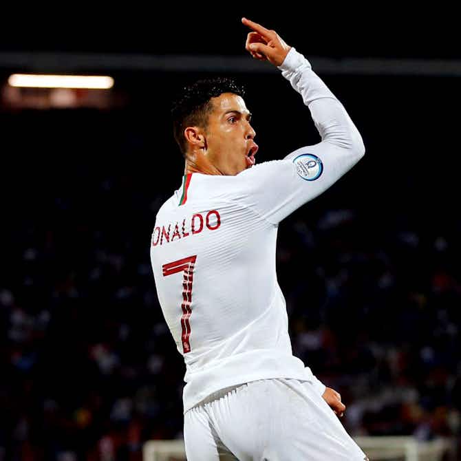 Pratinjau gambar untuk Fernando Santos: Singkatnya, Cristiano Ronaldo Pemain Terbaik Dunia!