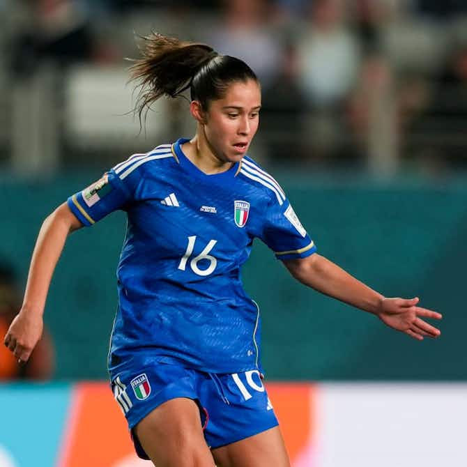 Vorschaubild für UEFA-Liste: 10 Talente im Frauenfußball, die 2024 ihren Durchbruch schaffen könnten