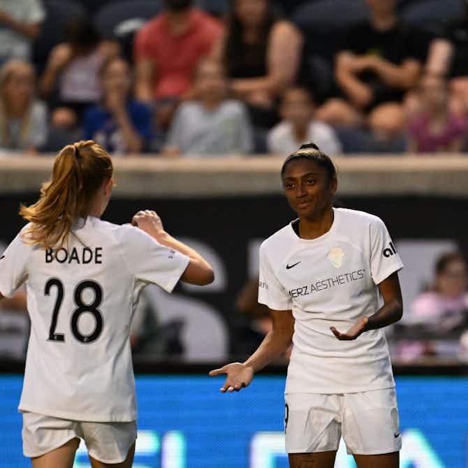 Preview image for North Carolina Courage thump Chicago Red Stars 5-0