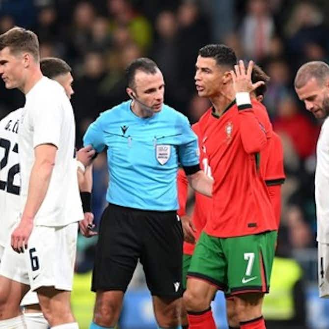 Imagen de vista previa para Cristiano Ronaldo estalla contra el árbitro tras derrota de Portugal