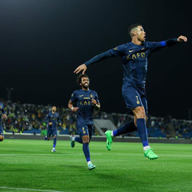 Imagen de vista previa para Cristiano Ronaldo se acerca a los mil goles con otro hat-trick