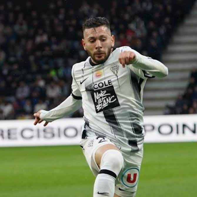 Image d'aperçu pour Ligue 2 (J36) : Concarneau mené par Grenoble, Angers devant Pau, Troyes mène...