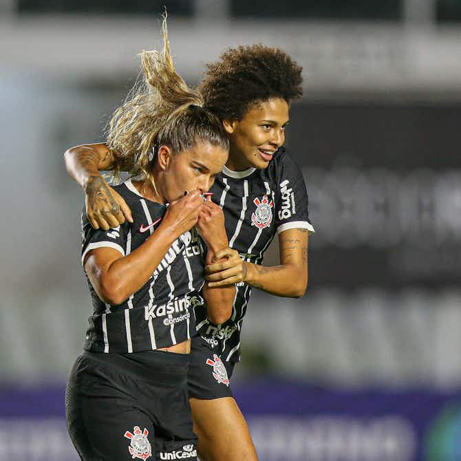 Imagem de visualização para Corinthians vence Santos no clássico e segue invicto na liderança do Brasileirão feminino