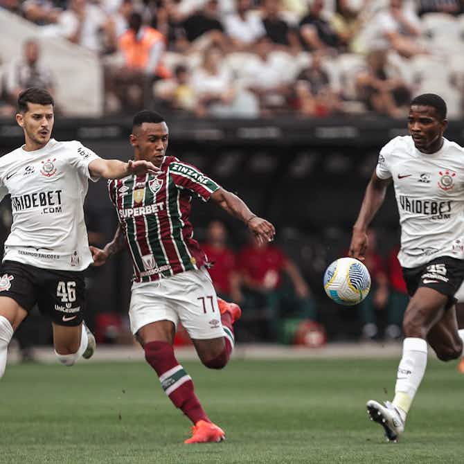 Imagem de visualização para Cássio é ovacionado por torcedores do Corinthians após vitória contra Fluminense: “Melhor do Brasil”