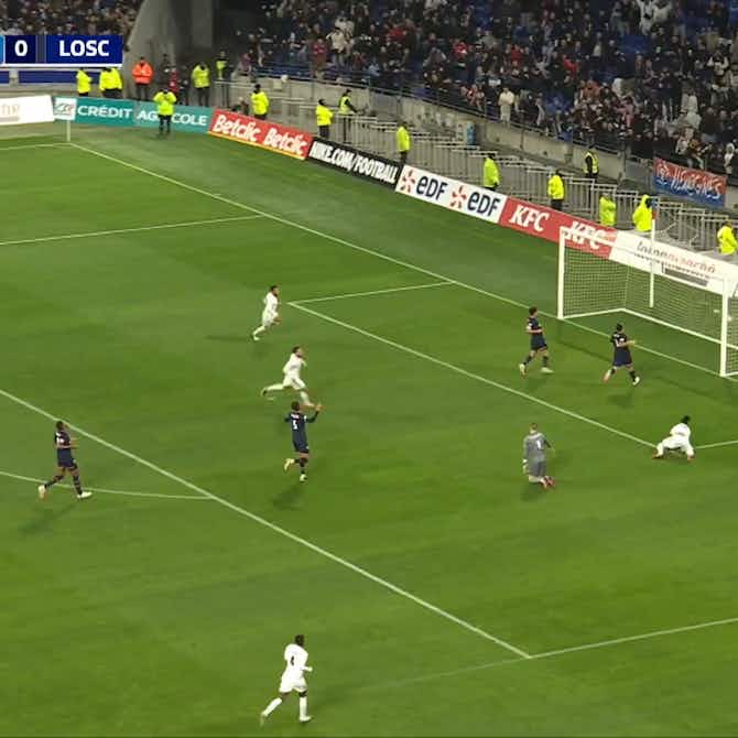 Imagem de visualização para Lyon marca belo gol em troca de passes rápida na Copa da França; assista aos lances