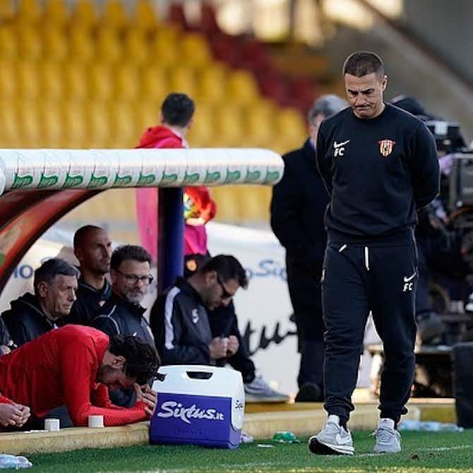 Imagem de visualização para Benevento demite Cannavaro depois de apenas quatro meses como técnico da equipe