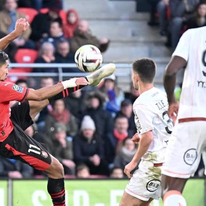 Image d'aperçu pour Après huit matchs d'affilée sans défaite en Ligue 1, Rennes tombe à domicile contre Lorient !