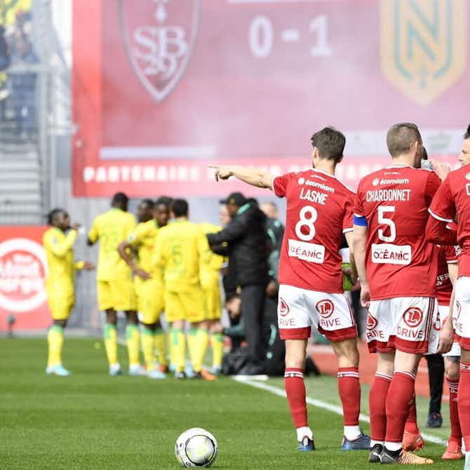 Image d'aperçu pour Lees-Melou et Lala titulaires : la compo probable de Brest face au FC Nantes selon l’Équipe