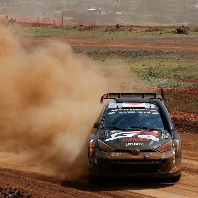 Imagen de vista previa para Rovanperä sobrevuela el rally de Kenia a una jornada para el final