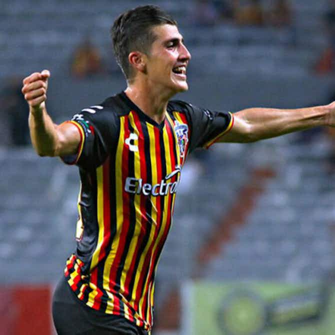 Preview image for Chivas sign Adrián Villalobos from Leones Negros