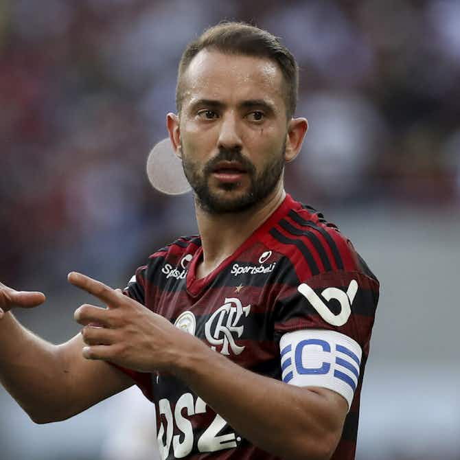 Preview image for Renato Gaúcho says Flamengo 'risked' Éverton Ribeiro in Grêmio defeat