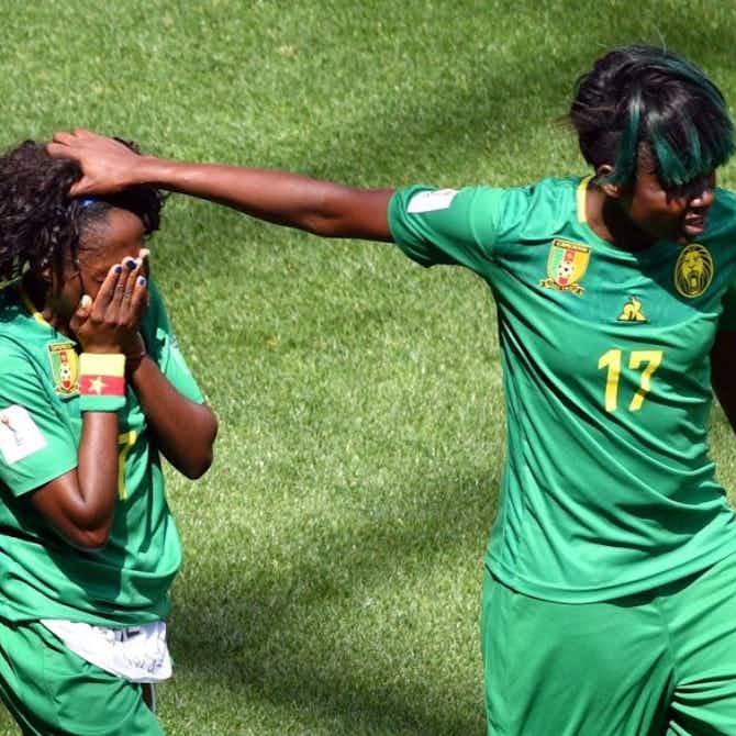 Vorschaubild für 📸 So rührend bejubelte die Kamerun-Torschützin ihren Treffer