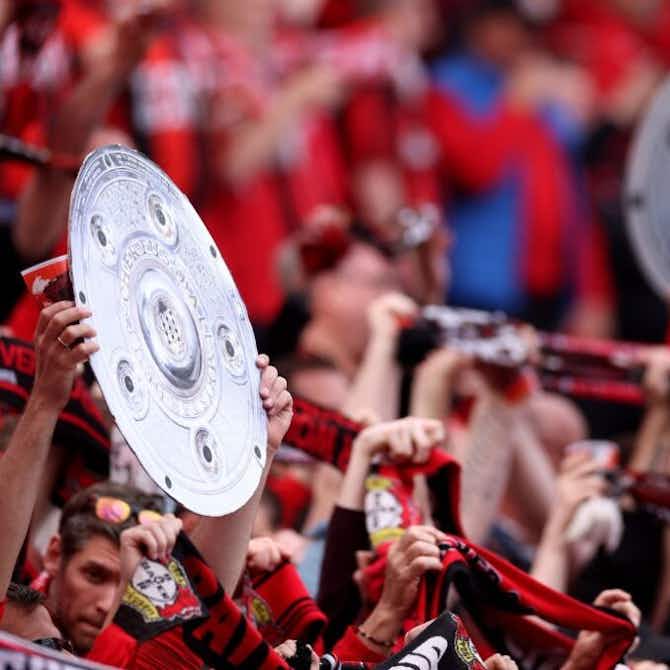 Vorschaubild für 🎥 "Deutscher Fußballmeister": Bayer-Fans ziehen durch London