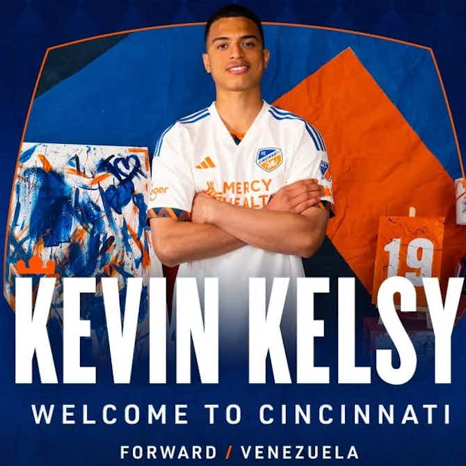 Imagen de vista previa para El FC Cincinnati anunció que adquirió en préstamo al delantero venezolano Kevin Kelsy.