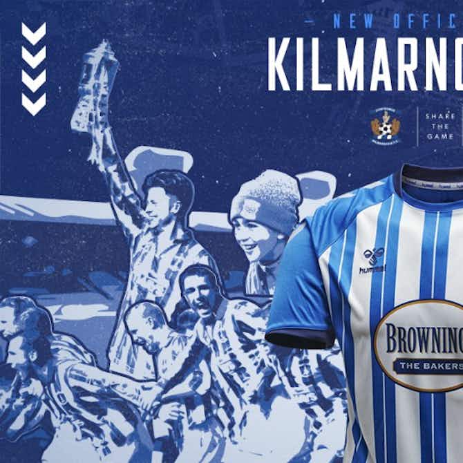 Imagen de vista previa para 🏴󠁧󠁢󠁳󠁣󠁴󠁿 Kilmarnock FC celebra glorias retro en su camiseta para la liga escocesa 2020-21