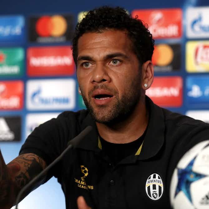 Vorschaubild für Dani Alves erklärt: Warum es mit Juventus nicht funkte