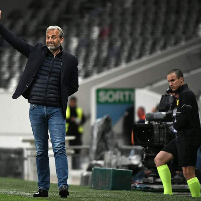 Preview image for Niort threatens Congolese Federation with legal action over manager Sébastien Desabre