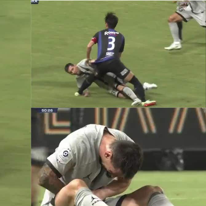 Imagen de vista previa para (Video) Cuidado con Messi: dura entrada y pisotón en el duelo ante Osaka