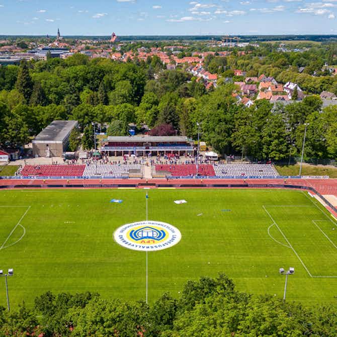 Vorschaubild für Bei Aufstieg in die 3. Liga: Greifswalder FC müsste umziehen