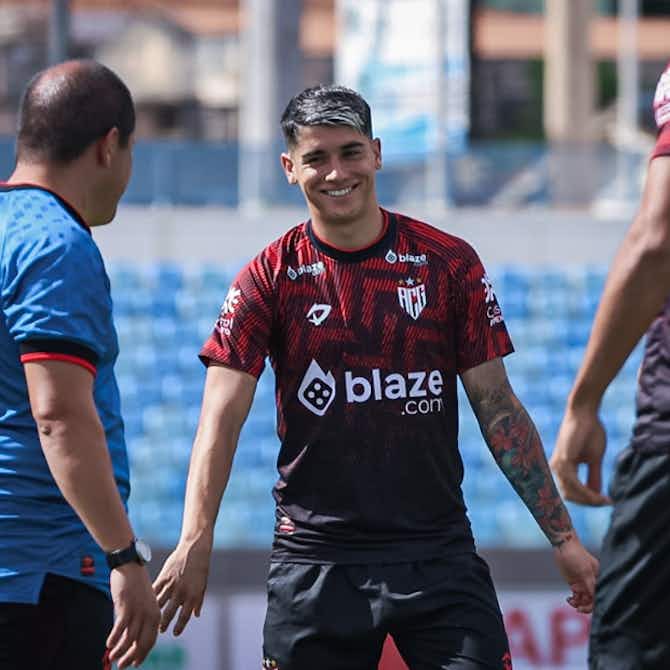 Imagen de vista previa para Tras meses fuera por lesión: Ángelo Araos regresó a las canchas