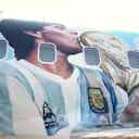 Imagen de vista previa para Jugadores de Newell's conocen el avión de Maradona