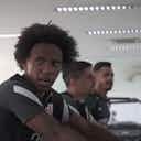 Pratinjau gambar untuk Willian's first training session with Corinthians
