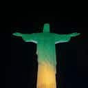 Imagem de visualização para Cristo Redentor iluminado em verde e amarelo marca o início do Campeonato Brasileiro Série D 2024