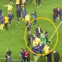 Imagem de visualização para Torcedores do Trabzonspor invadem o gramado e brigam com atletas do Fenerbahçe após derrota