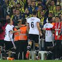 Imagen de vista previa para Suspendido el Fenerbahçe - Besiktas después de que un objeto alcanzara a Senol Günes