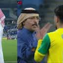 Imagen de vista previa para Presidente de equipo qatarí invade la cancha para reclamar un penal al árbitro, ¿qué le hizo?