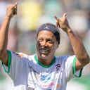 Image d'aperçu pour L'apparition géniale de Ronaldinho dans la version turque de Koh-Lanta