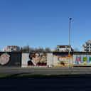 Vorschaubild für 📸 Wenn sich Gäste daneben benehmen: Fans beschmieren Berliner Mauer