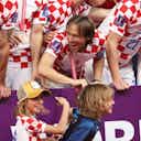 Vorschaubild für 📸 Party mit Papa Modrić: So schön feiern Kroatiens Stars WM-Rang drei