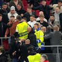 Imagem de visualização para 📹 Paquetá e jogadores do West Ham 'saem no soco' com torcida após ataque