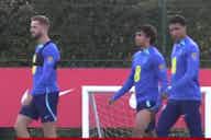 Preview image for (Video) Henderson & Alexander-Arnold spotted in conversation with Jude Bellingham during England training amid Liverpool links