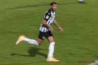 Image d'aperçu pour Joelinton fait un appel du pied à Neymar